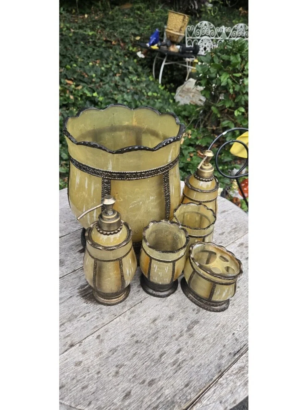 Greenish GOLD 6 Piece Bathroom Set Glass? Or Acrylic Metal Trim. Read